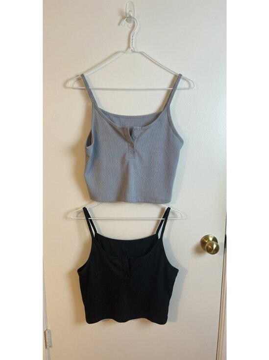 SHEIN 2-Pack Ribbed Henley Crop Tanks - Picture 1 of 4